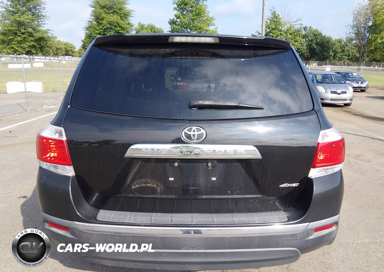 2011 Toyota Highlander Base V6 VIN:5TDBK3EH3BS066982 - 16