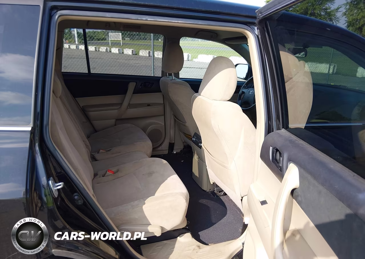 2011 Toyota Highlander Base V6 VIN:5TDBK3EH3BS066982 - 8