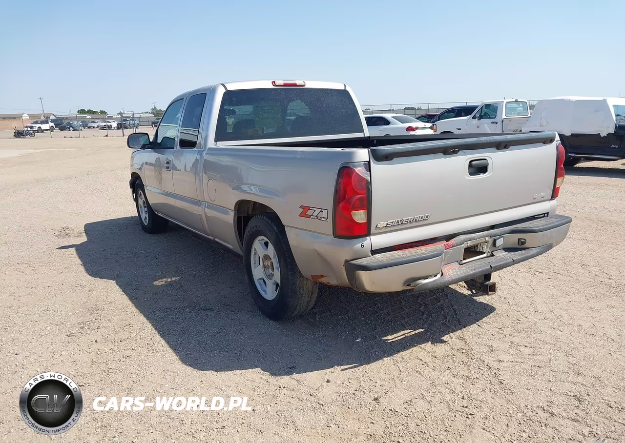 2005 Chevrolet Silverado 1500 Ls VIN:2GCEC19T651141120 - 3