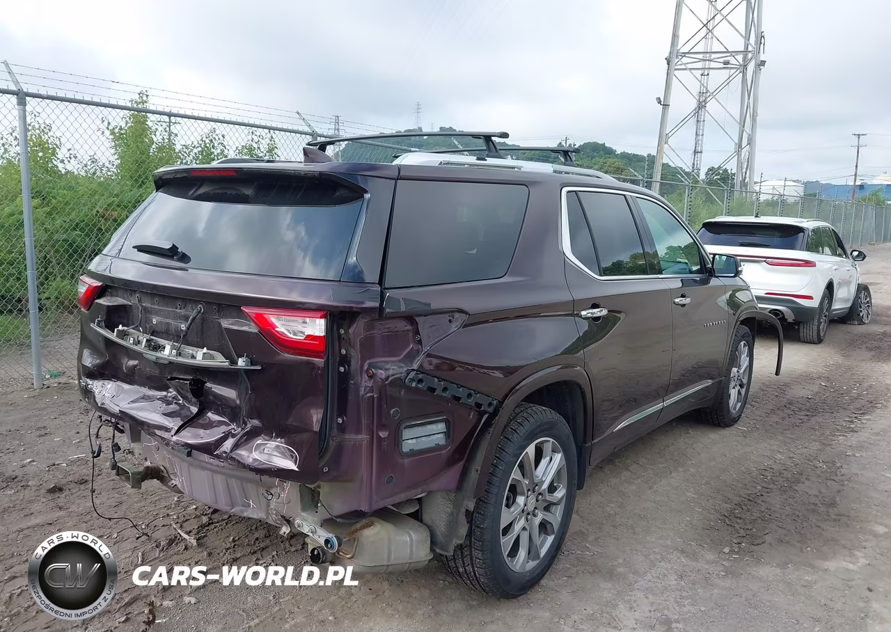 2018 Chevrolet Traverse Premier VIN:1GNEVJKW6JJ144220 - 4