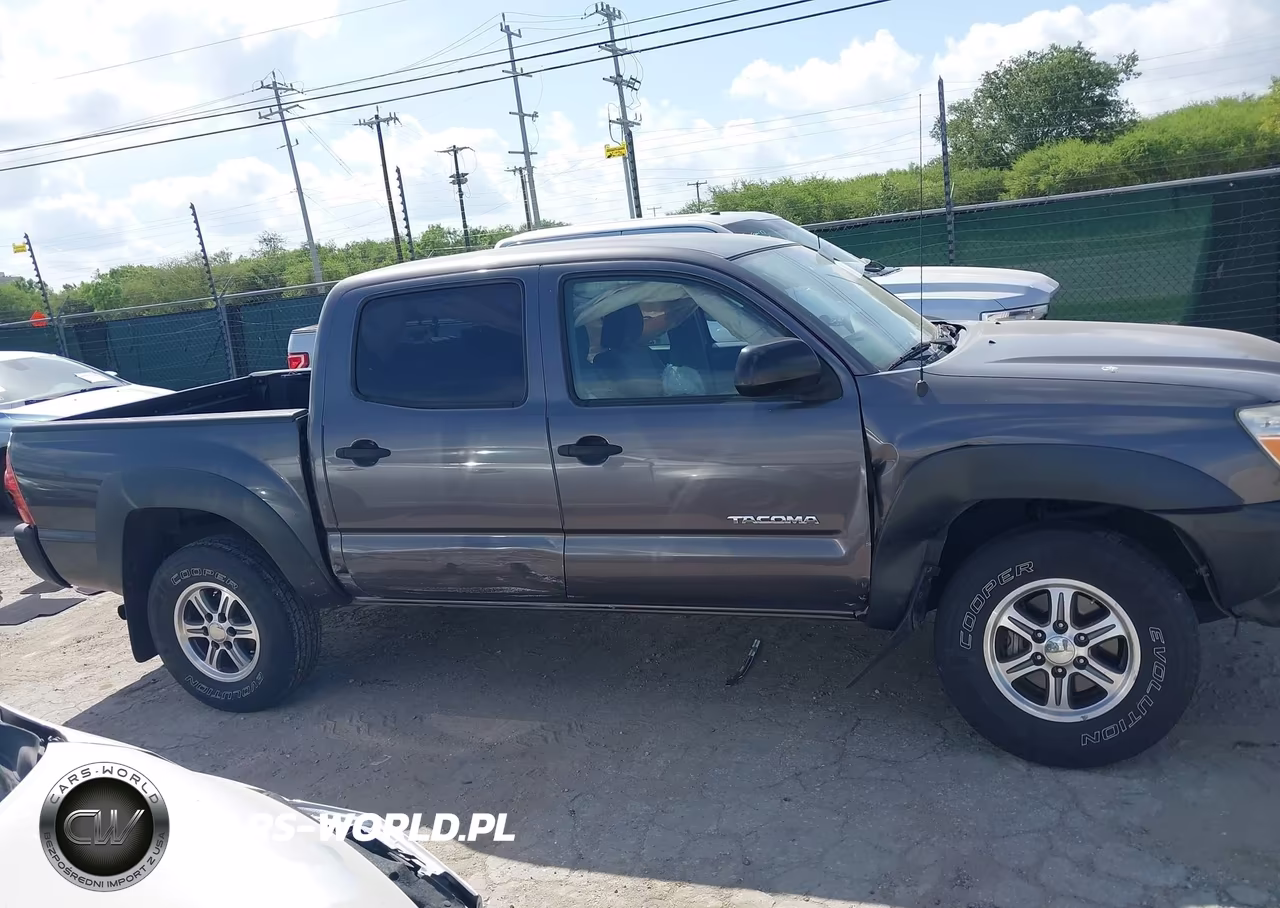 2015 Toyota Tacoma Prerunner VIN:5TFJX4GN4FX047945 - 13