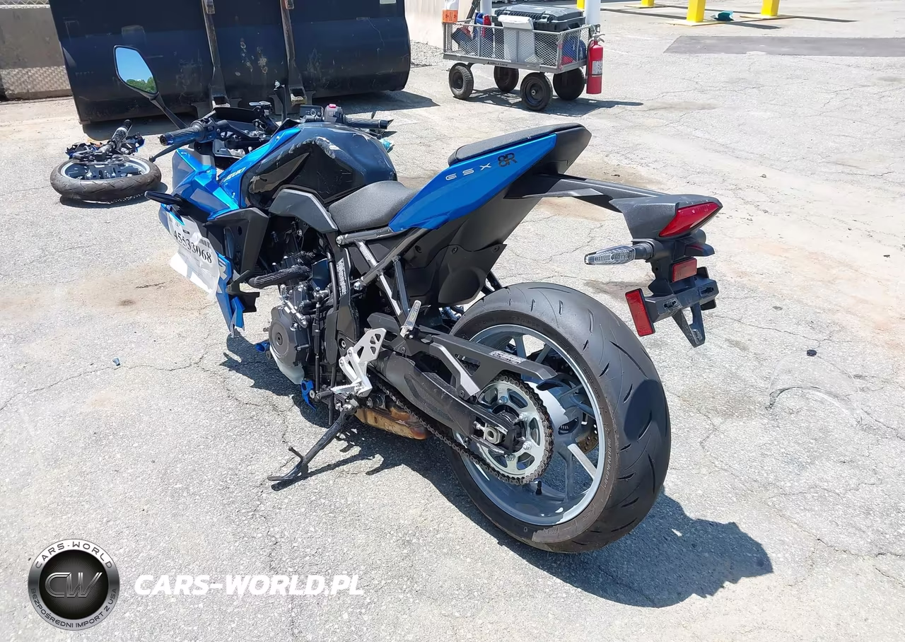 2025 Suzuki Gsx800 F VIN:JS1EM13B9S7101653 - 3