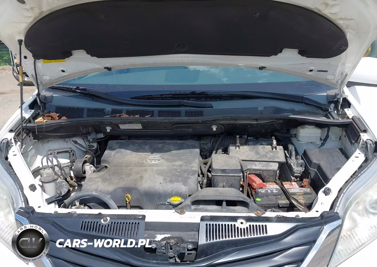 2012 Toyota Sienna Le V6 8 Passenger VIN:5TDKK3DCXCS176189 - 10