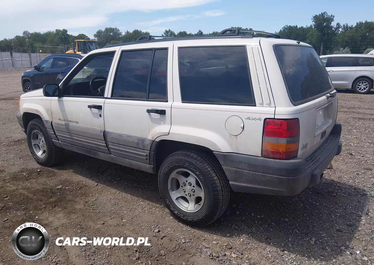 1996 Jeep Grand Cherokee Laredo VIN:1J4GZ58Y1TC271576 - 3