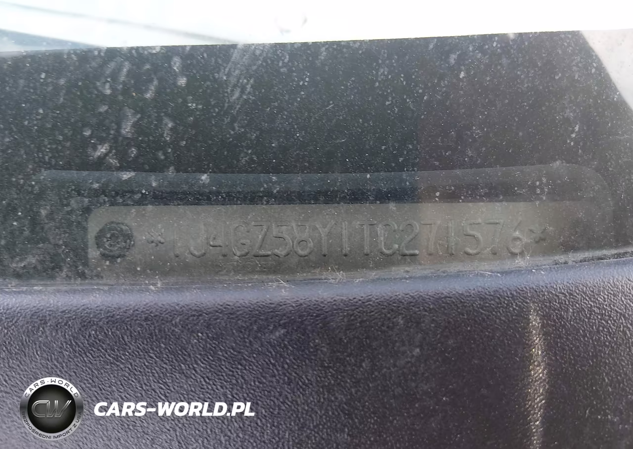 1996 Jeep Grand Cherokee Laredo VIN:1J4GZ58Y1TC271576 - 9