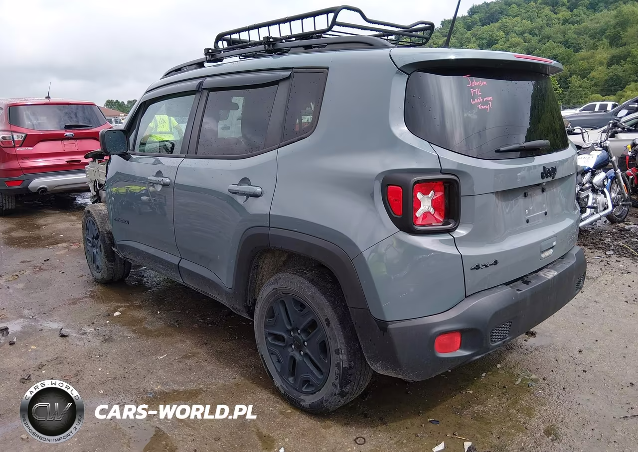 2018 Jeep Renegade Upland Edition 4X4 VIN:ZACCJBAB0JPH26426 - 3