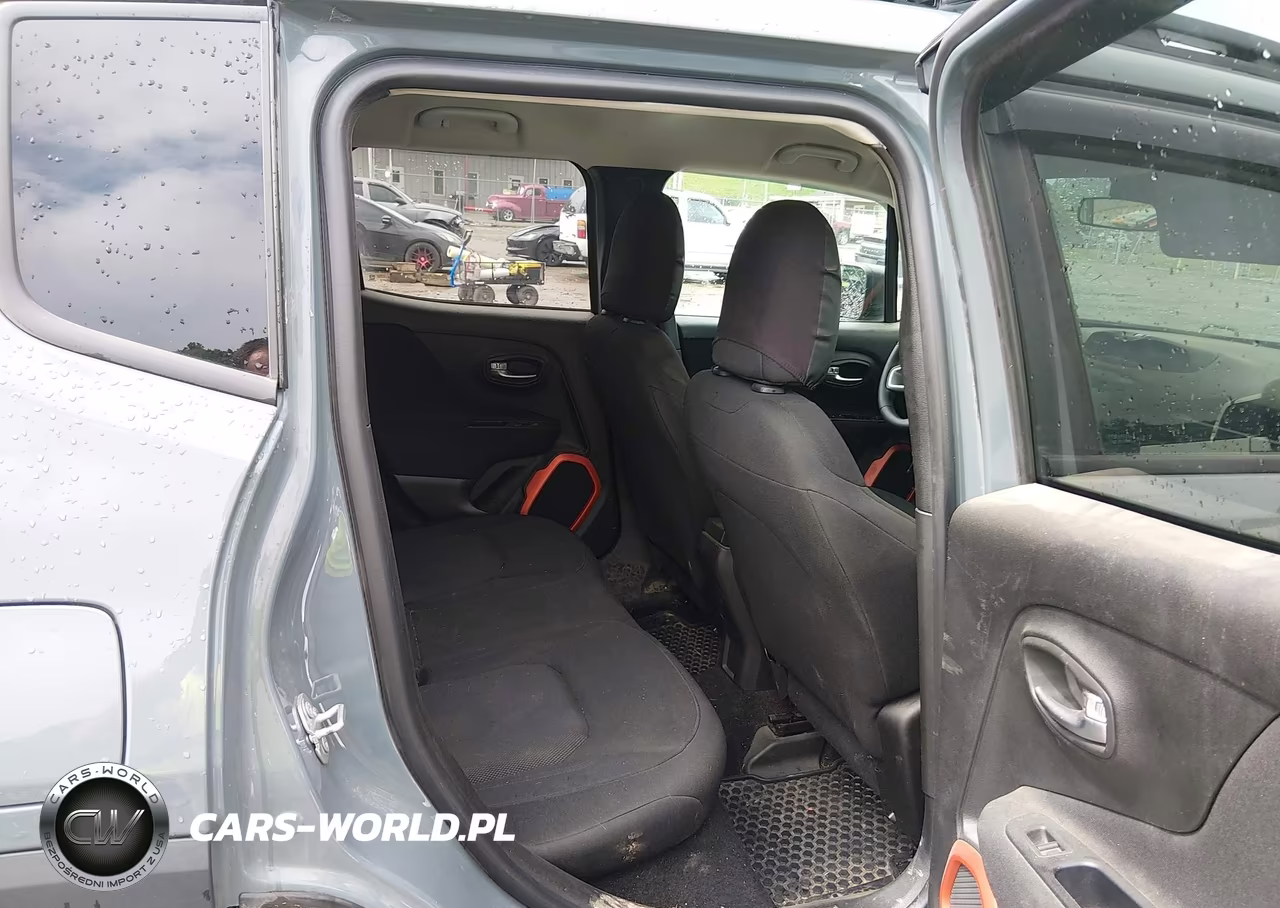 2018 Jeep Renegade Upland Edition 4X4 VIN:ZACCJBAB0JPH26426 - 8