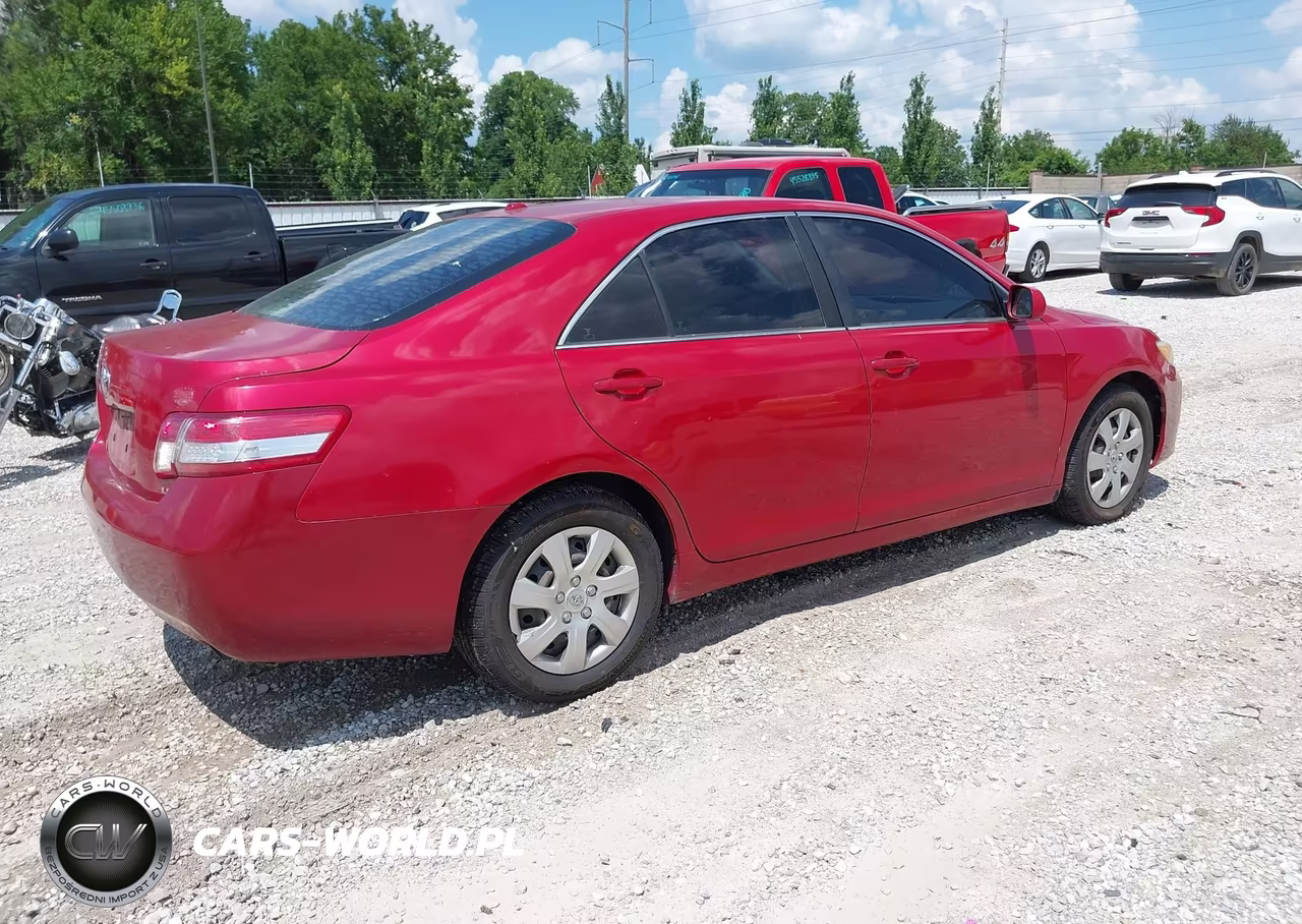 2010 Toyota Camry Le VIN:4T4BF3EK4AR024591 - 4
