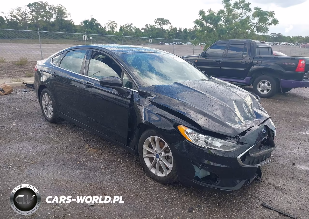 2020 Ford Fusion Se – zdjęcie 1 z 16