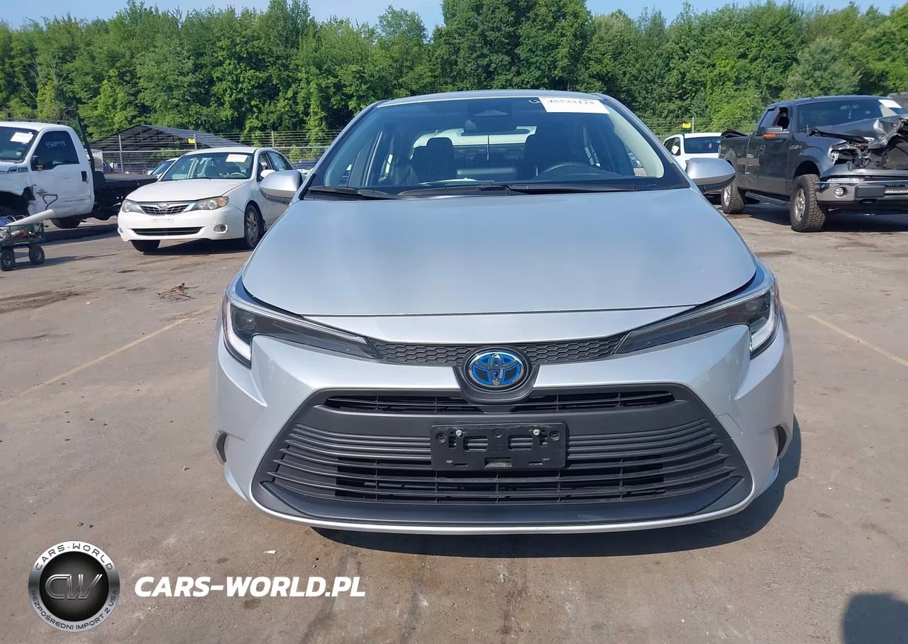 2025 Toyota Corolla Hybrid Le VIN:JTDBCMFEXS3087014 - 12