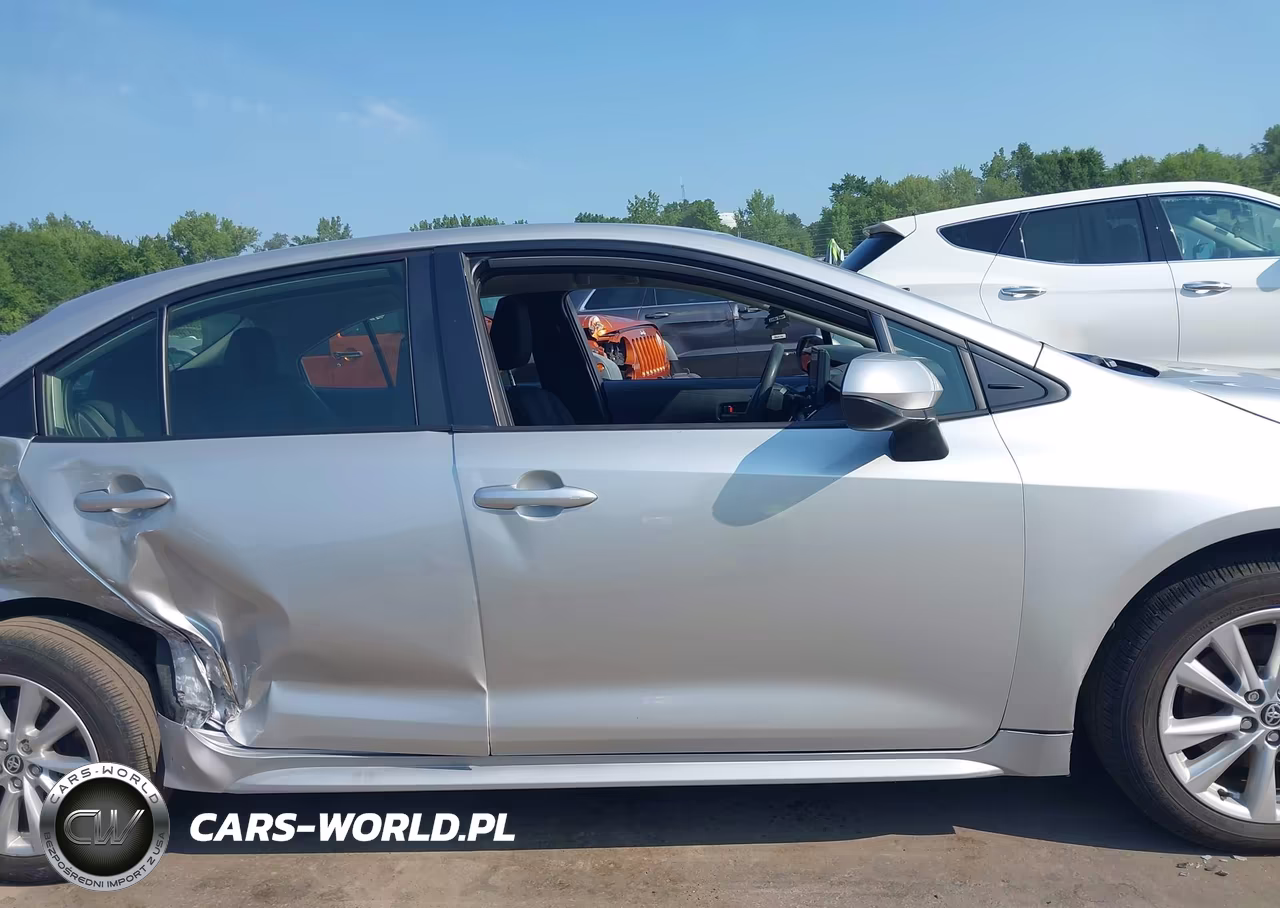 2025 Toyota Corolla Hybrid Le VIN:JTDBCMFEXS3087014 - 13