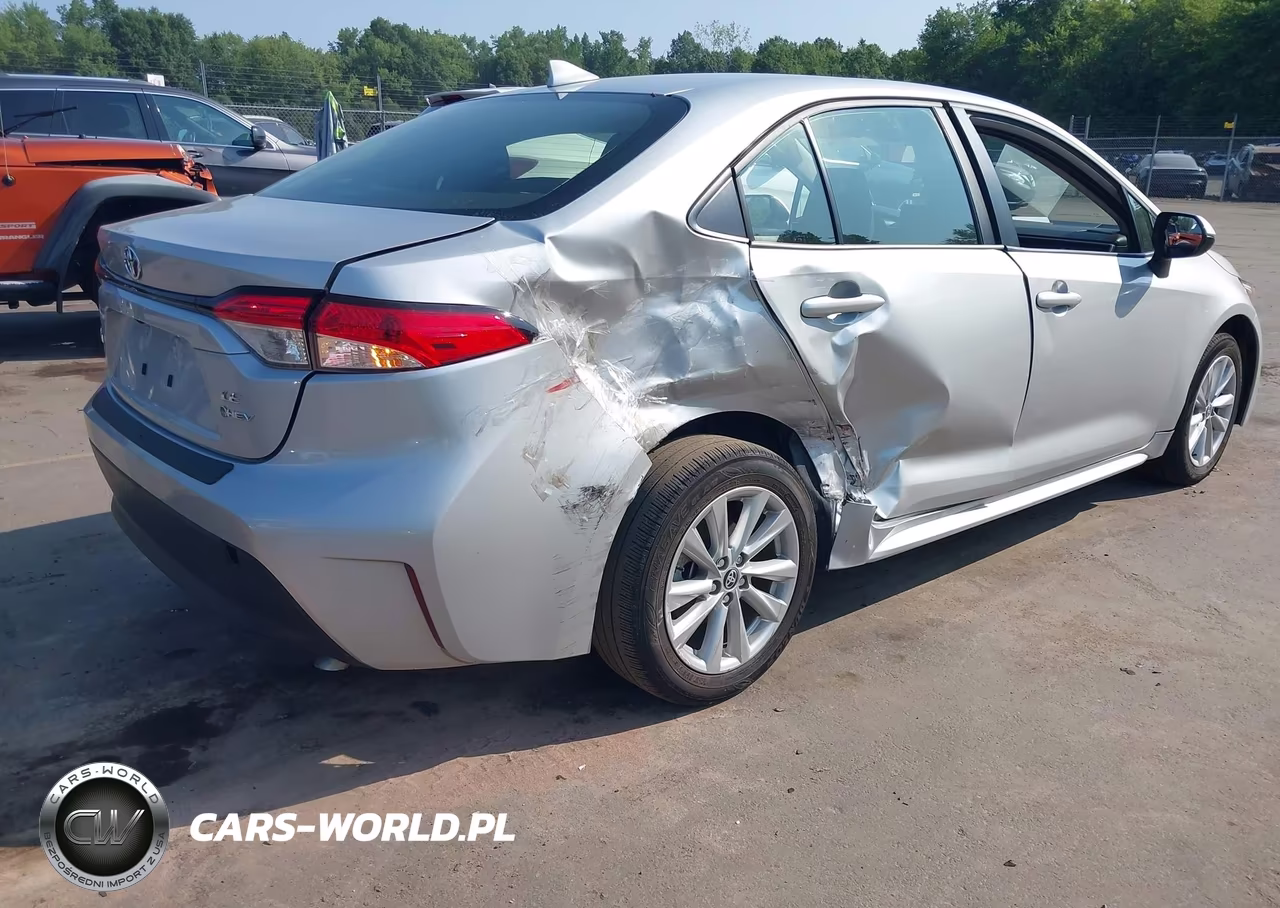 2025 Toyota Corolla Hybrid Le VIN:JTDBCMFEXS3087014 - 4