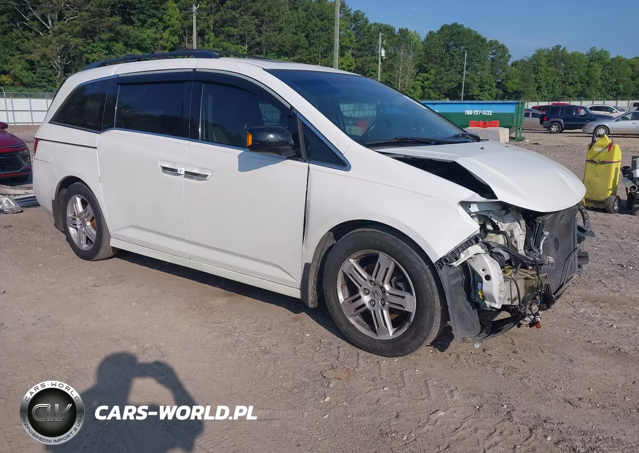 2013 Honda Odyssey Touring-Touring Elite