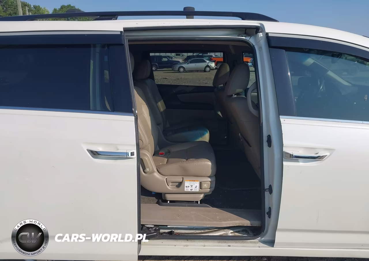 2013 Honda Odyssey Touring-Touring Elite VIN:5FNRL5H96DB002812 - 8