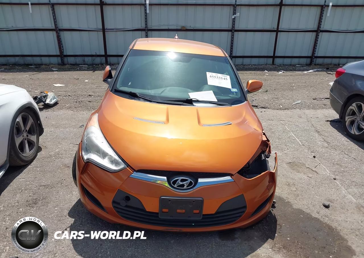2014 Hyundai Veloster Base W-Black VIN:KMHTC6ADXEU212330 - 13