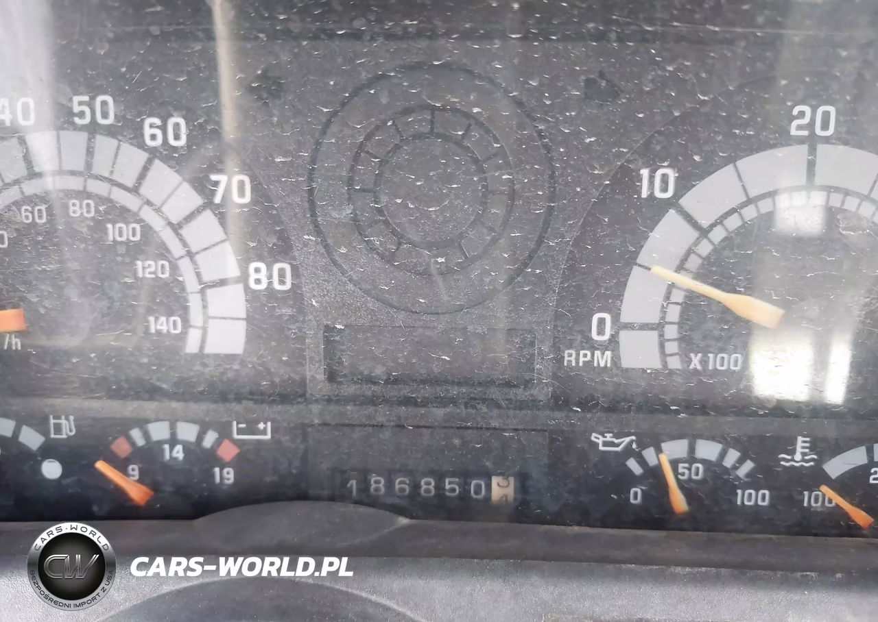 2000 GMC Tc6H042 VIN:1GDJ6H1C6YJ500692 - 5