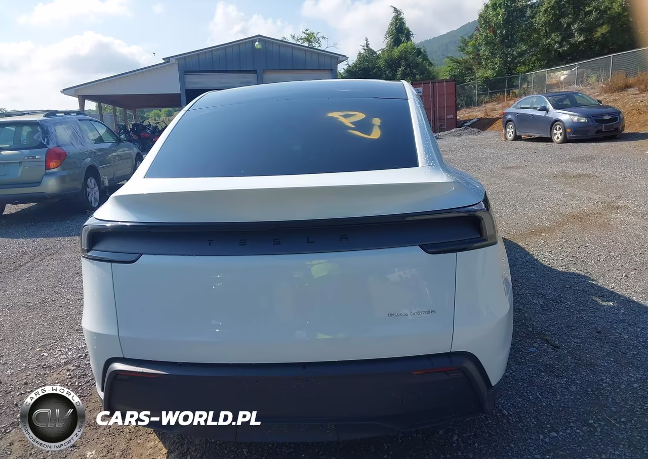 2026 Tesla Model Y All-Wheel Drive-Long Range Launch Series-Premium All-Wheel Drive VIN:7SAYGDEE0TF333141 - 16