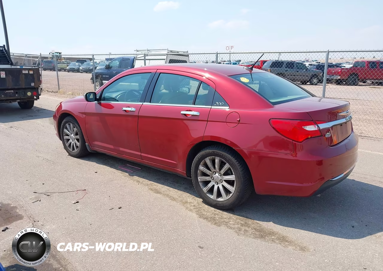 2013 Chrysler 200 Limited VIN:1C3CCBCG2DN629880 - 3