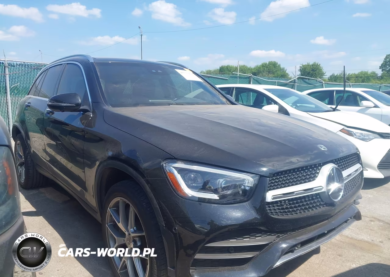 2022 Mercedes-Benz Glc 300 4Matic Suv – zdjęcie 1 z 16
