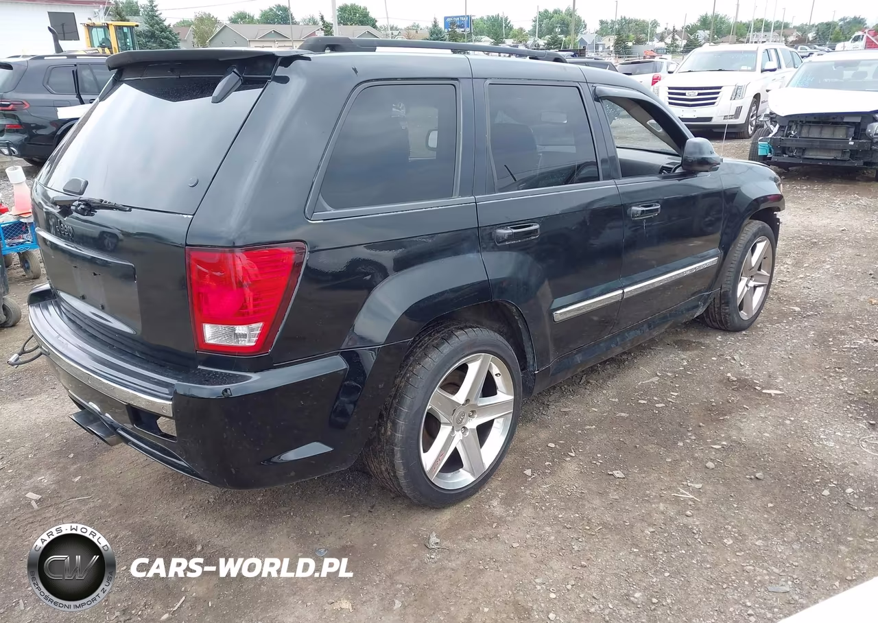 2008 Jeep Grand Cherokee Srt8 VIN:1J8HR78318C112244 - 4