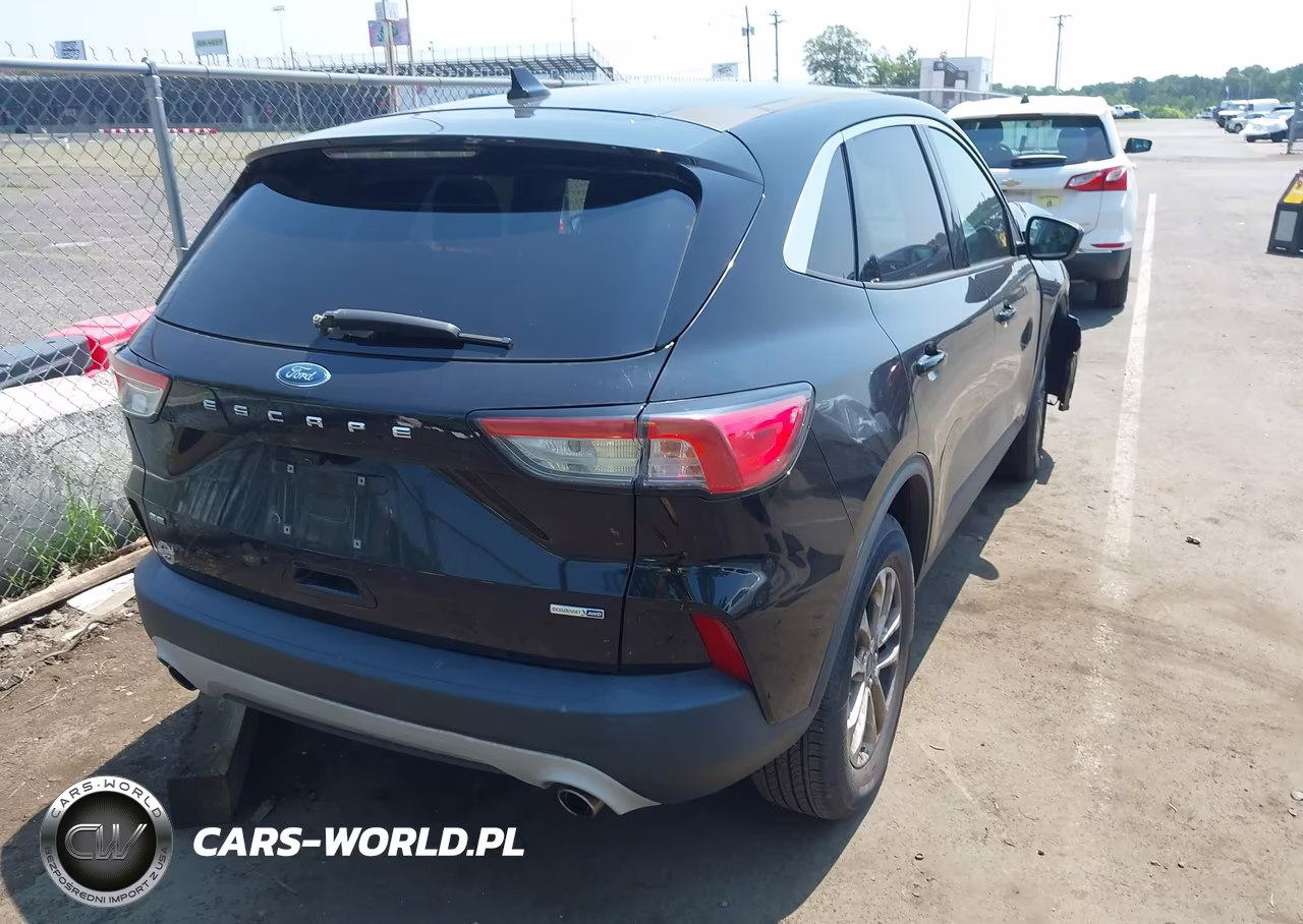 2020 Ford Escape Se VIN:1FMCU9G67LUA65596 - 4