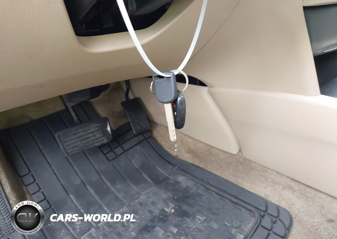 2010 Honda Accord 2.4 Lx-P VIN:1HGCP2F43AA137493 - 11