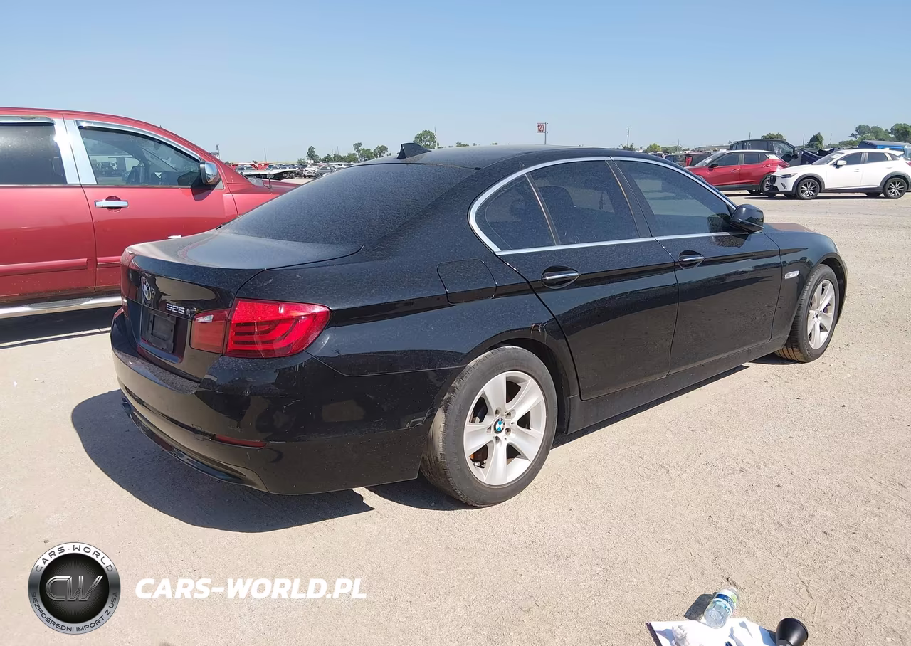 2012 BMW 528I VIN:WBAXG5C50CDY30065 - 4