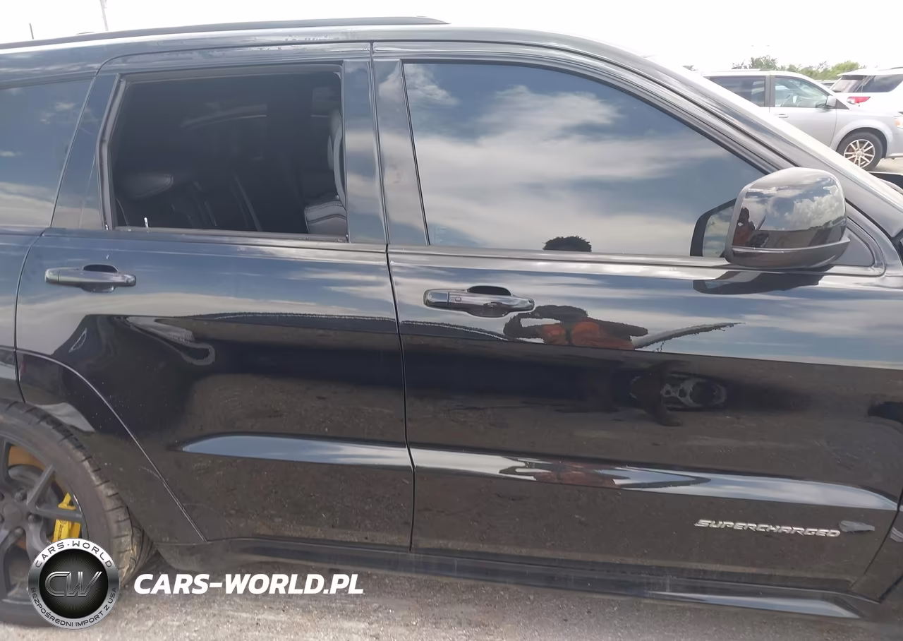 2018 Jeep Grand Cherokee Trackhawk VIN:1C4RJFN90JC272417 - 13