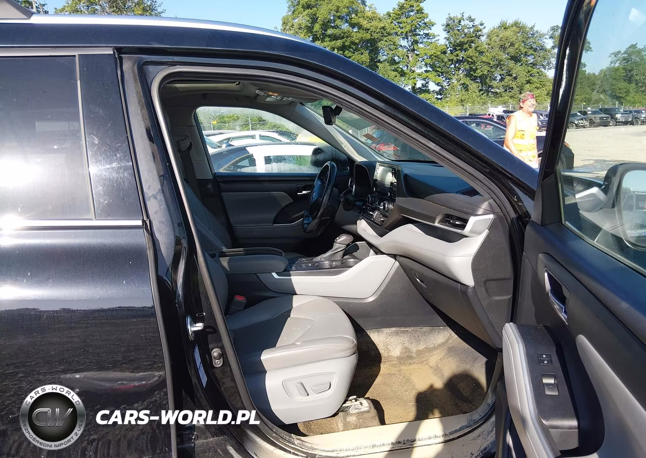2020 Toyota Highlander Xle VIN:5TDHZRBH6LS513609 - 5