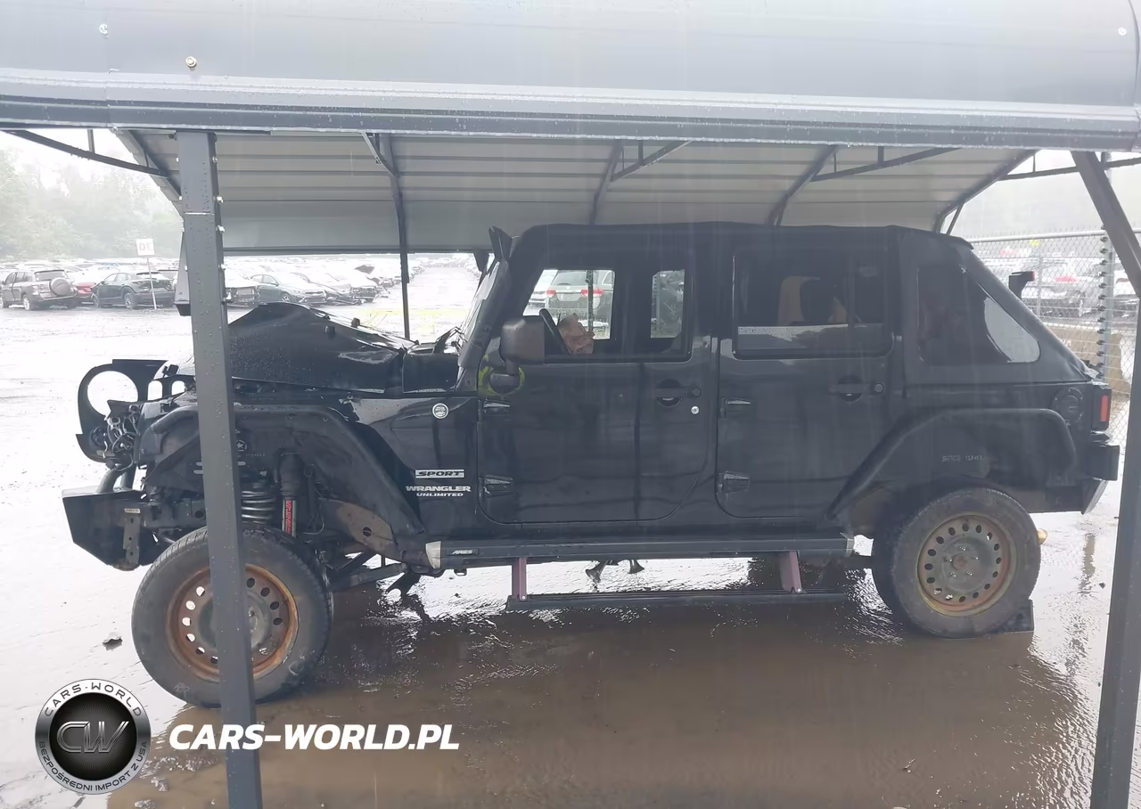 2010 Jeep Wrangler Unlimited Sport VIN:1J4BA3H18AL161436 - 15