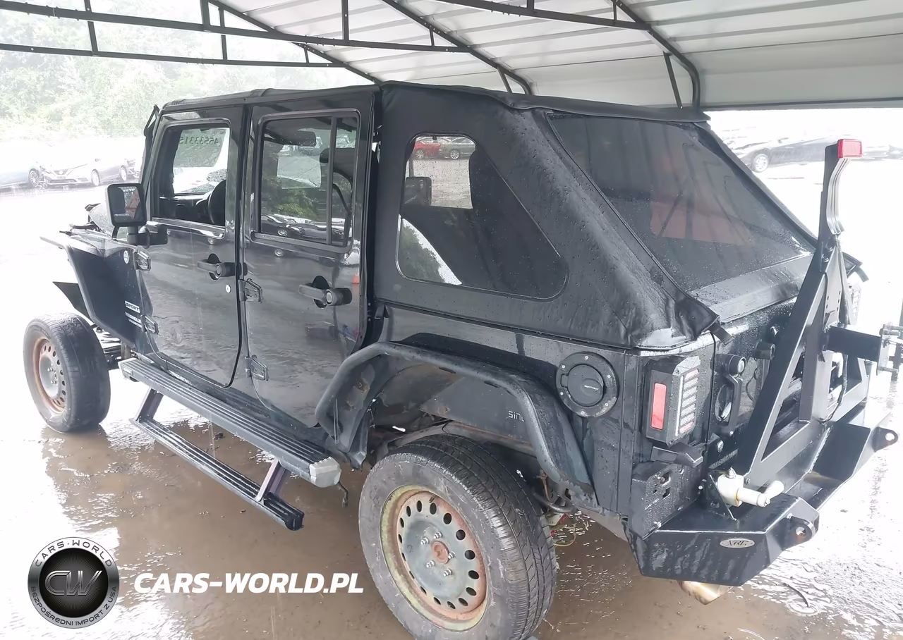 2010 Jeep Wrangler Unlimited Sport VIN:1J4BA3H18AL161436 - 3