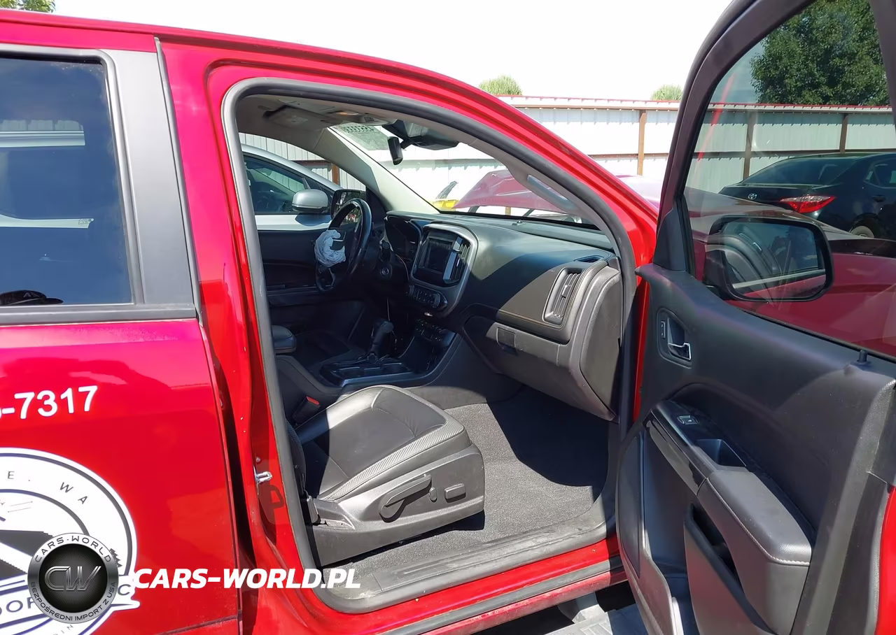 2021 GMC Canyon 4Wd Short Box At4 - Leather VIN:1GTG6FENXM1118397 - 5
