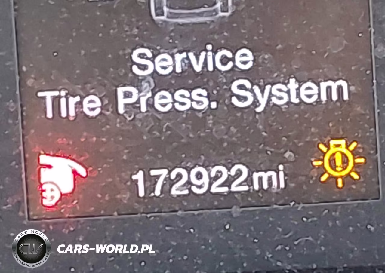 2017 Jeep Renegade Latitude VIN:ZACCJABB5HPE88866 - 15