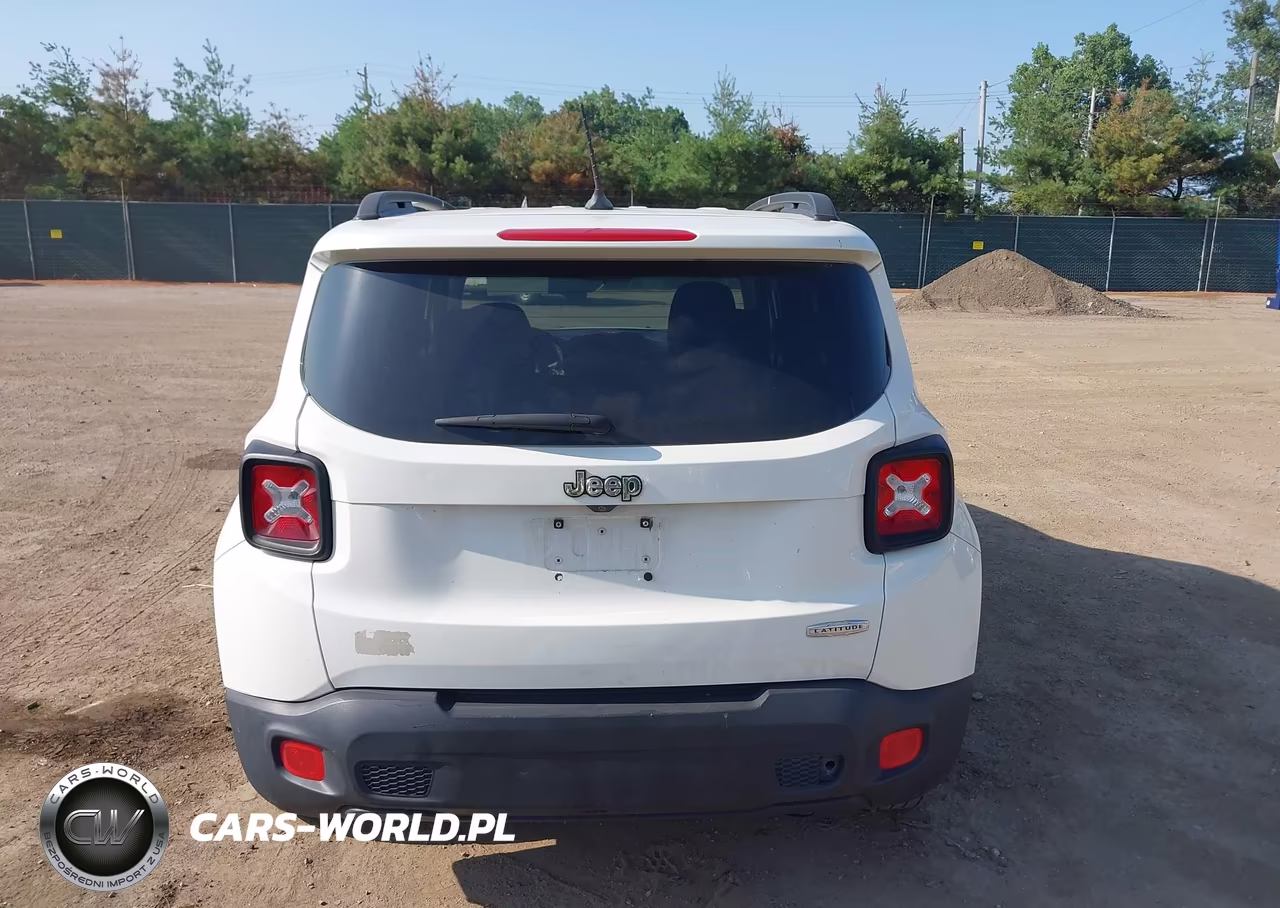 2017 Jeep Renegade Latitude VIN:ZACCJABB5HPE88866 - 16