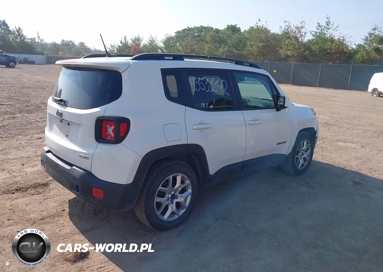 2017 Jeep Renegade Latitude VIN:ZACCJABB5HPE88866 - 4