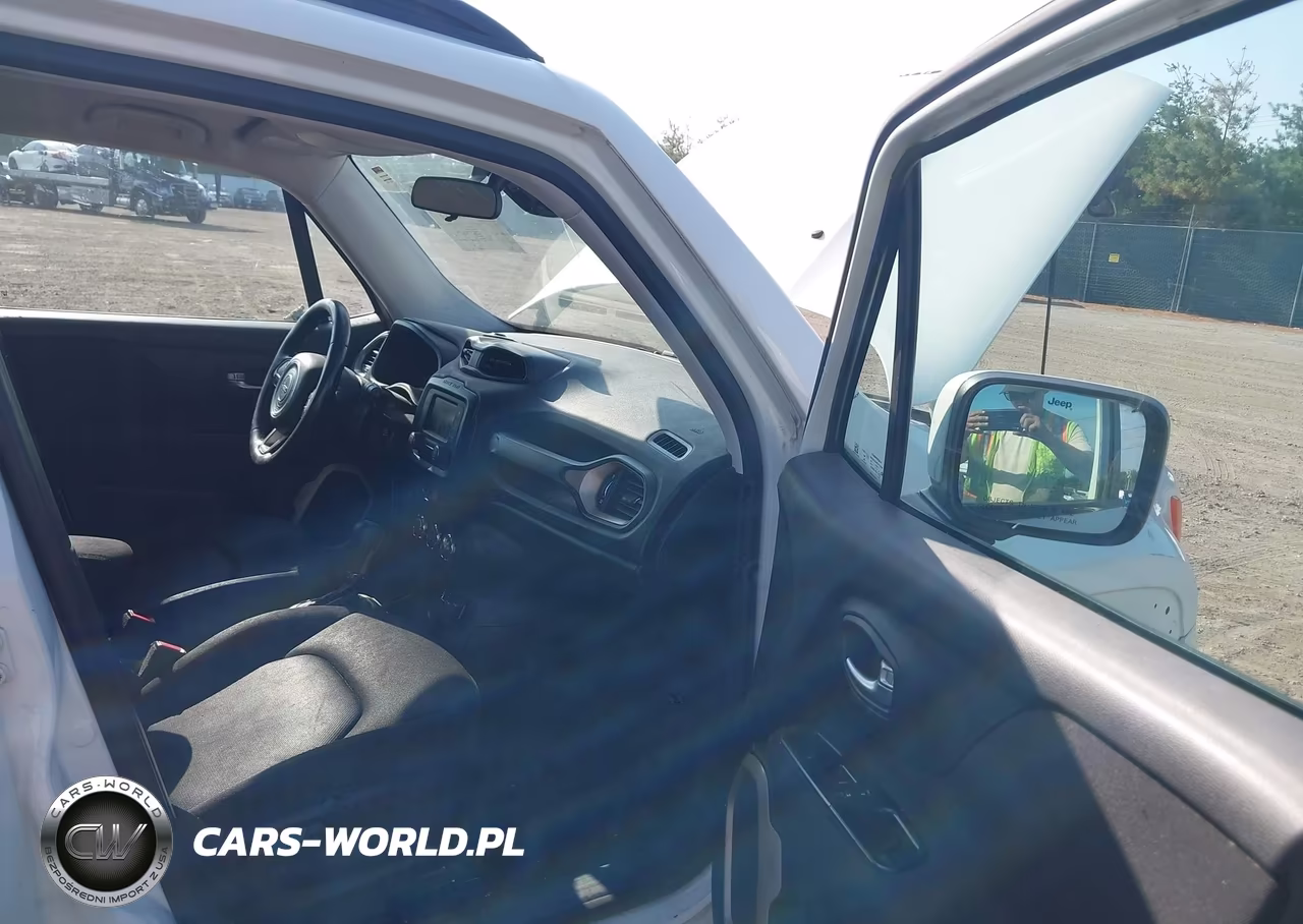 2017 Jeep Renegade Latitude VIN:ZACCJABB5HPE88866 - 5