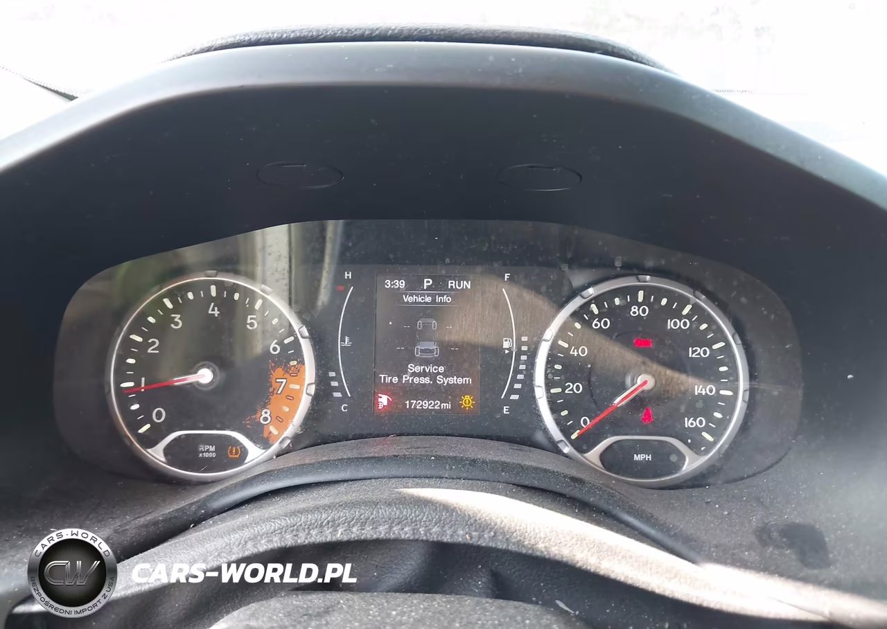 2017 Jeep Renegade Latitude VIN:ZACCJABB5HPE88866 - 7