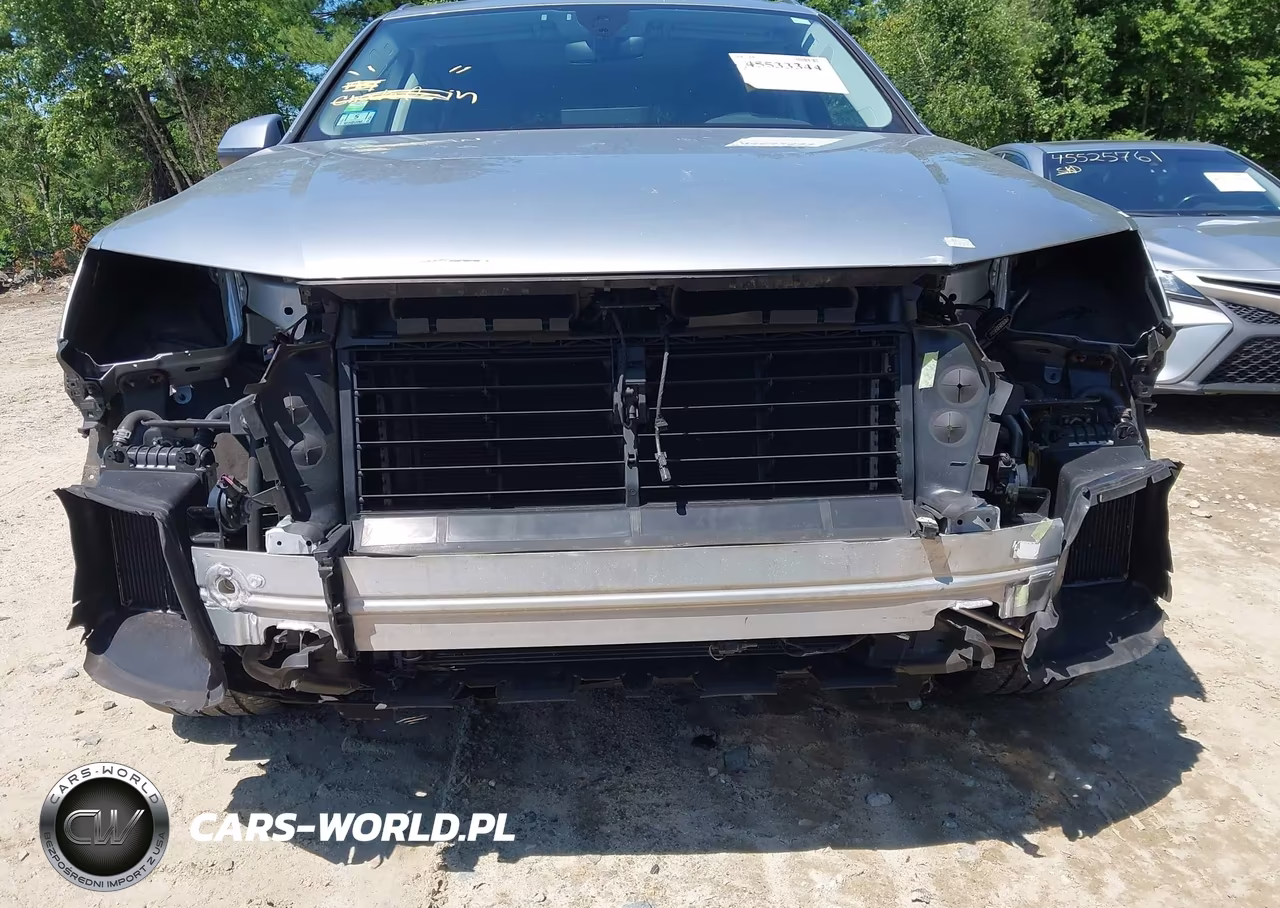 2018 Audi Q7 3.0T Premium VIN:WA1LAAF78JD037872 - 6