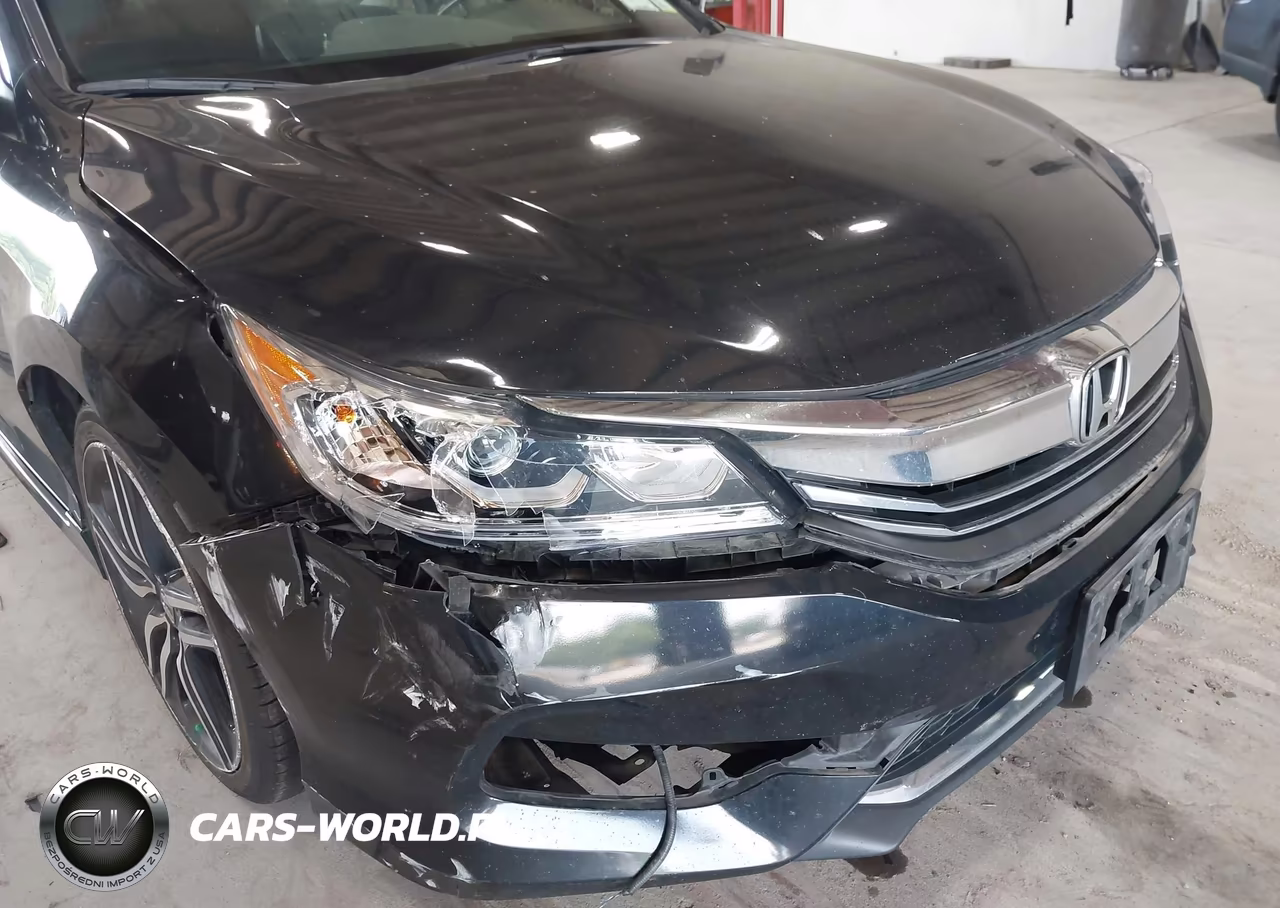 2017 Honda Accord Sport VIN:1HGCR2F58HA231253 - 6