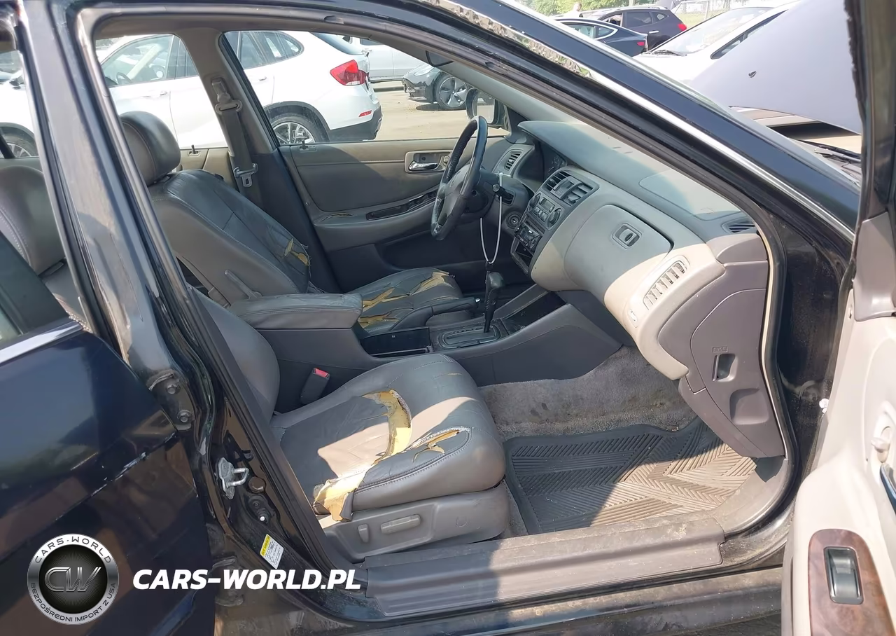 2001 Honda Accord 3.0 Ex VIN:1HGCG16551A028052 - 5