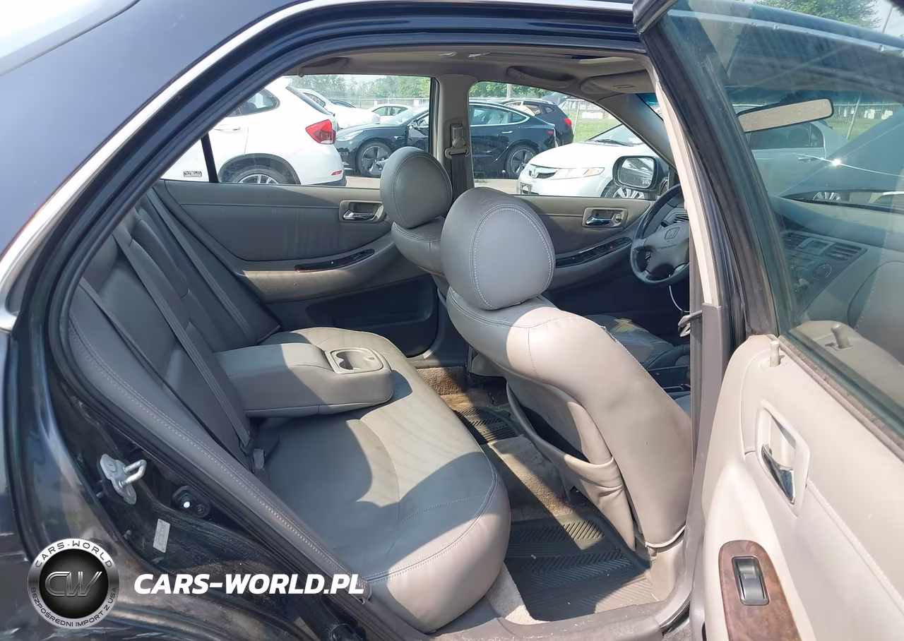 2001 Honda Accord 3.0 Ex VIN:1HGCG16551A028052 - 8