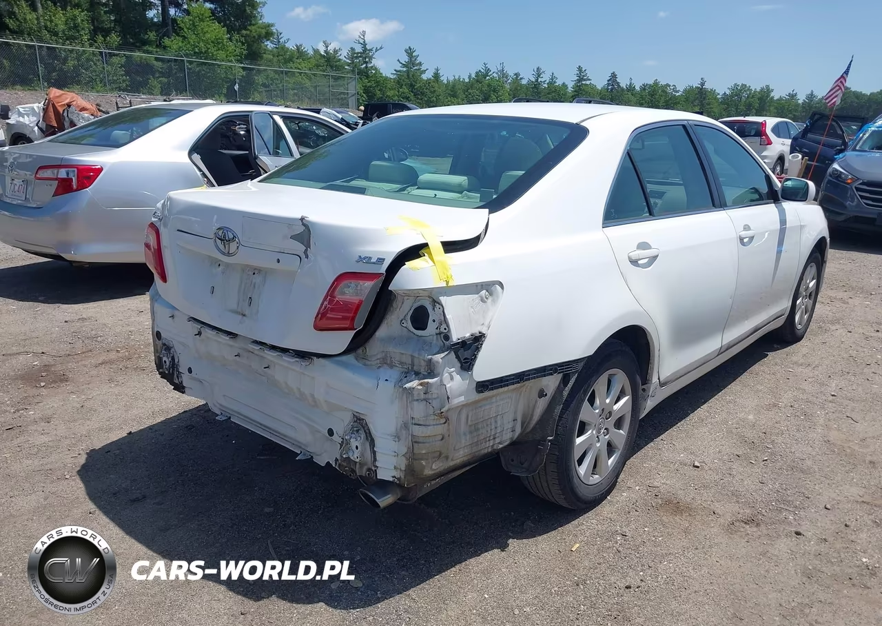 2007 Toyota Camry Xle VIN:4T1BE46KX7U563369 - 4