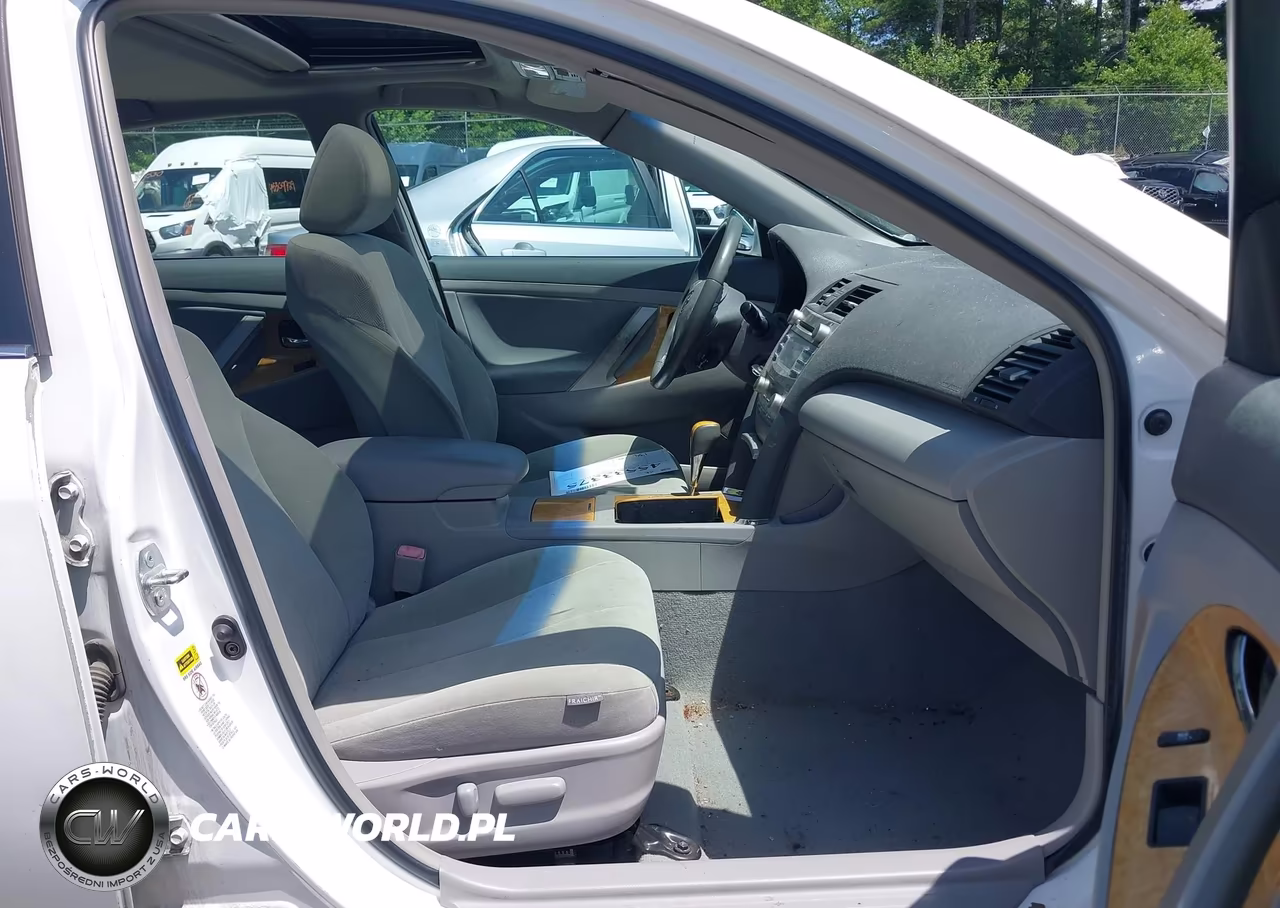 2007 Toyota Camry Xle VIN:4T1BE46KX7U563369 - 5