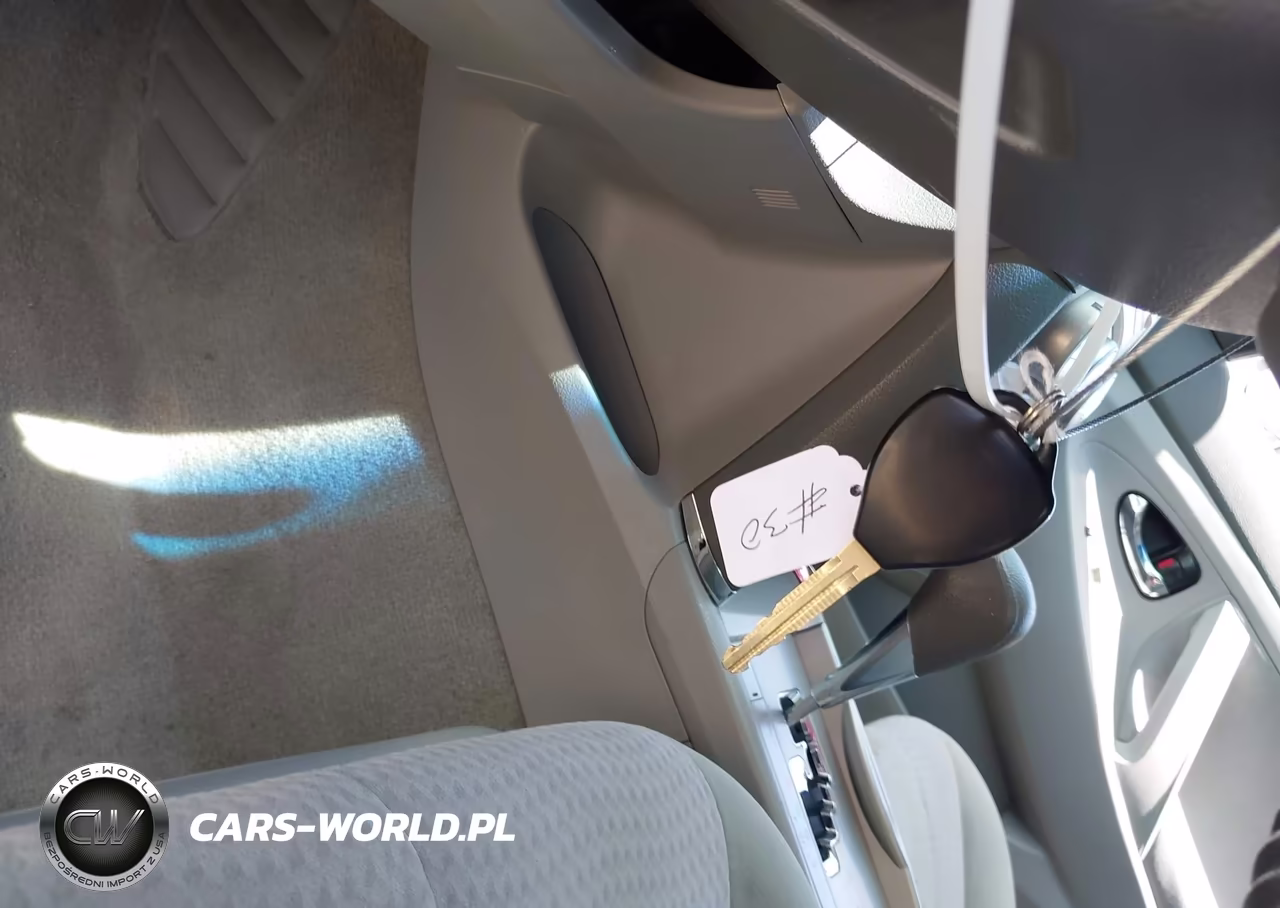 2010 Toyota Camry Le VIN:4T1BF3EK2AU035650 - 11