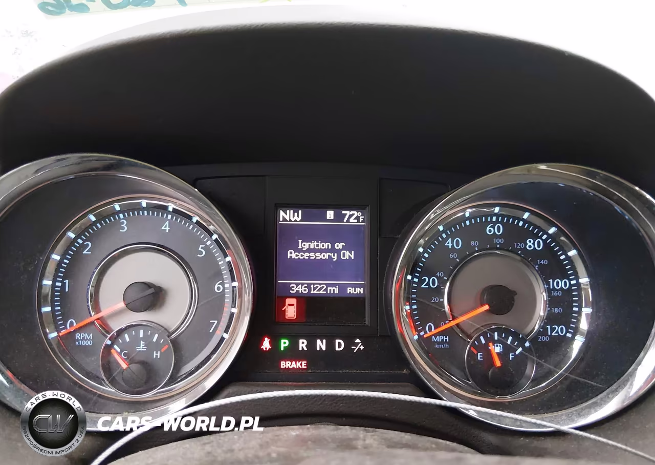 2012 Chrysler Town & Country Touring-L VIN:2C4RC1CG7CR232974 - 7