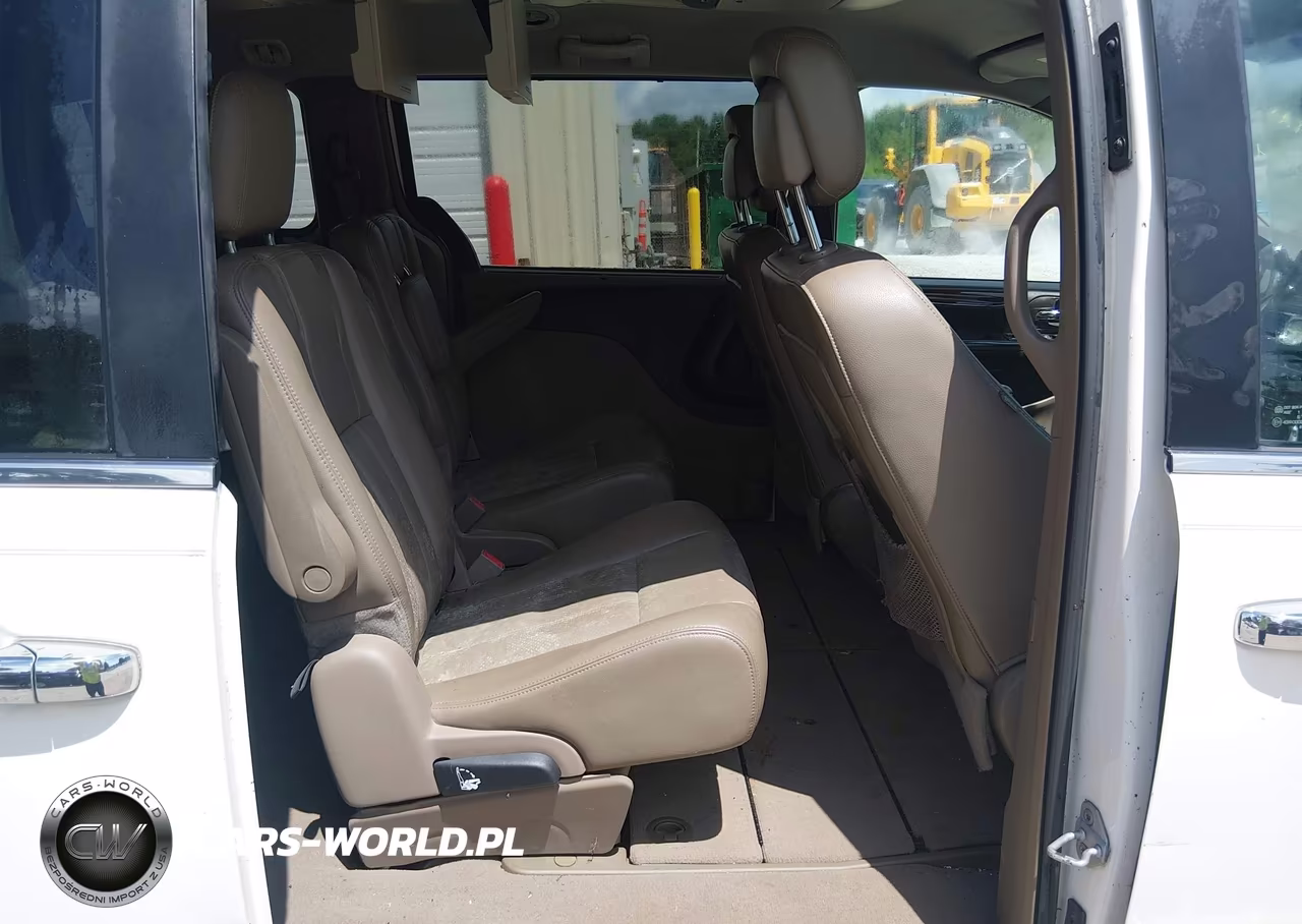 2012 Chrysler Town & Country Touring-L VIN:2C4RC1CG7CR232974 - 8