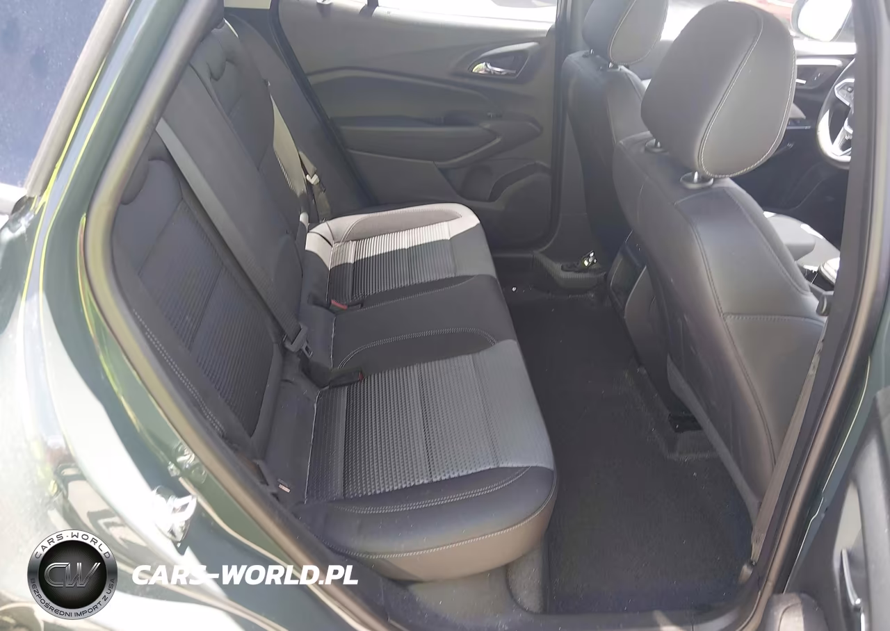 2026 Chevrolet Trax Fwd Lt VIN:KL77LHEP9TC070946 - 8