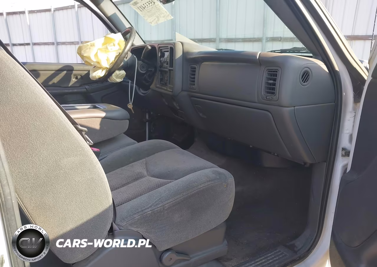 2004 Chevrolet Silverado 1500 Ls VIN:2GCEC19V441100646 - 5