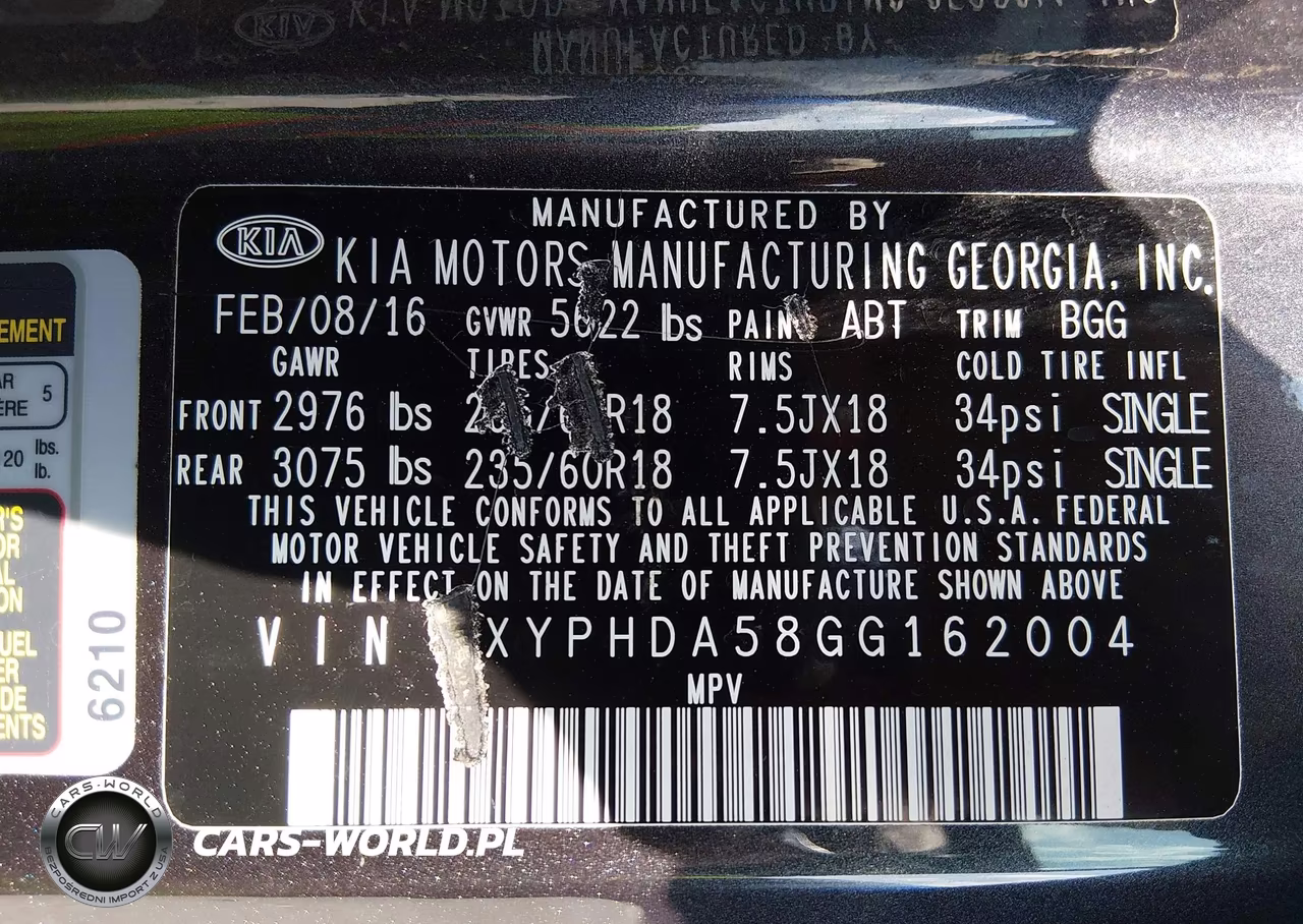 2016 Kia Sorento 3.3L Ex VIN:5XYPHDA58GG162004 - 9