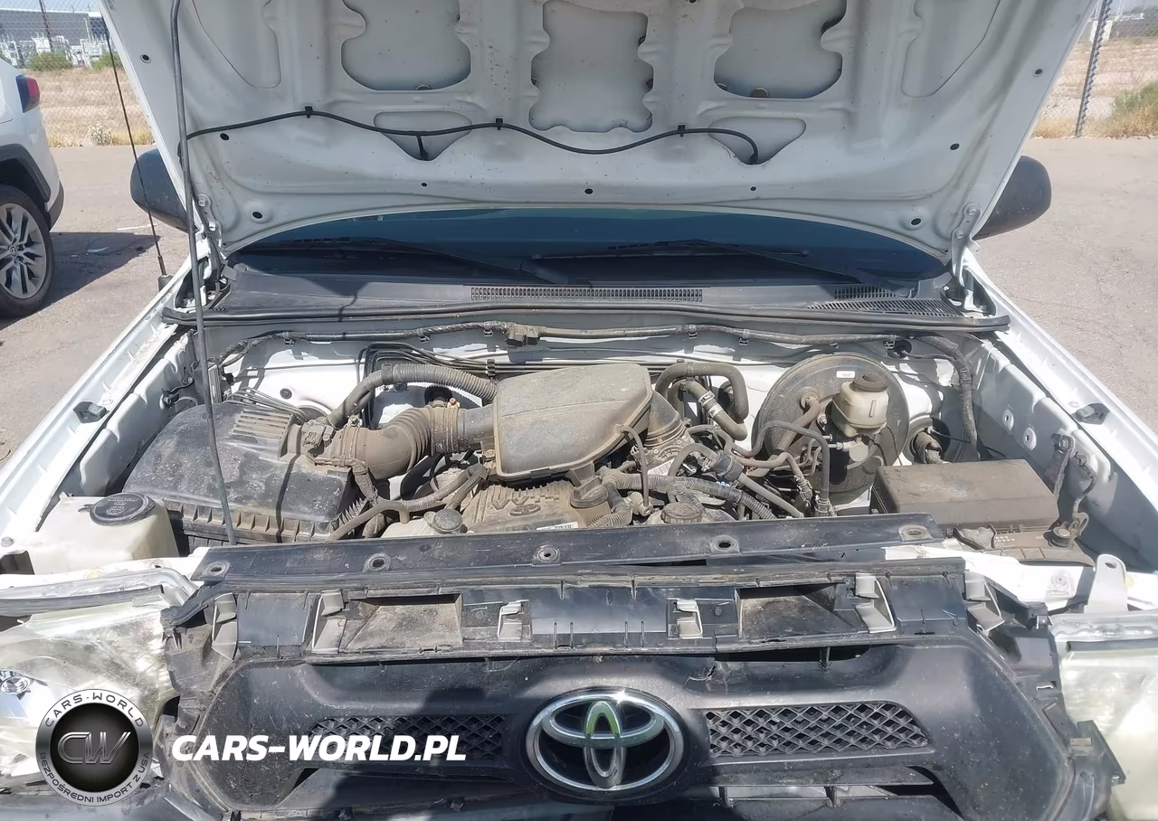 2013 Toyota Tacoma VIN:5TFNX4CN1DX025681 - 10